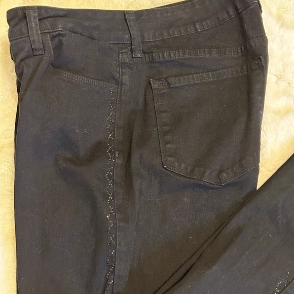 NYDJ | Black Bootcut | Size 6 | Outside seam Sequins Detail - Picture 8 of 8